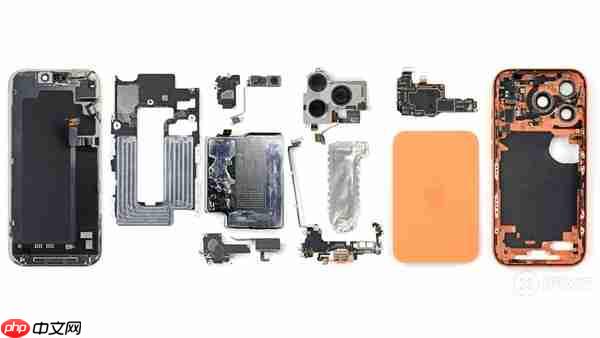 iPhone 17 Pro拆解:揭秘散热原理与机身易划伤问题