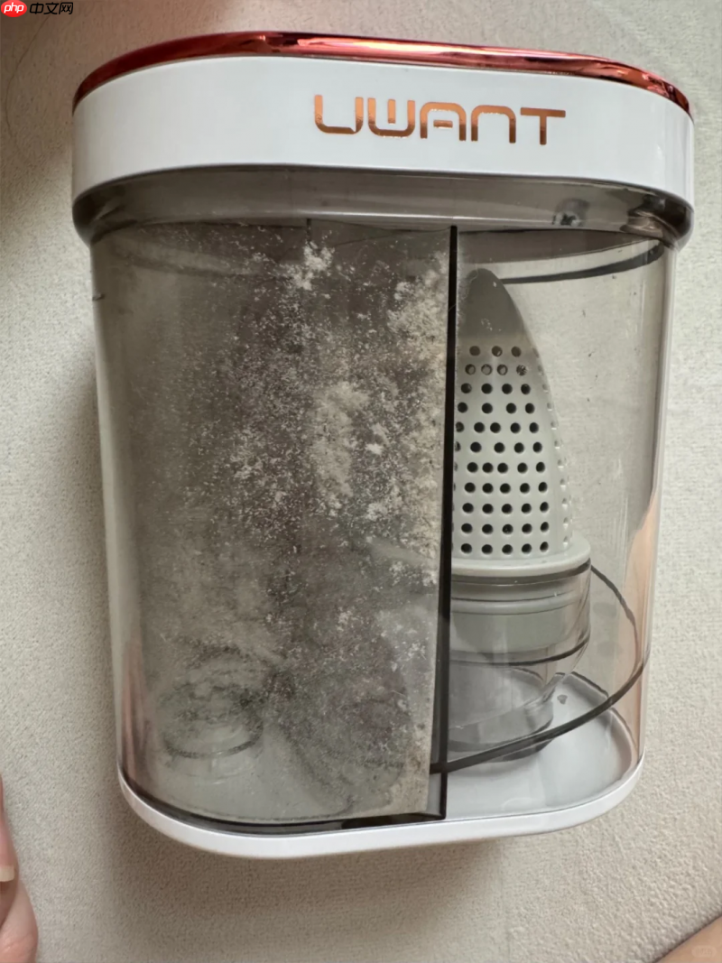 养宠家庭必看:除螨仪到底要不要买?多久用一次?友望大白Ultra给答案