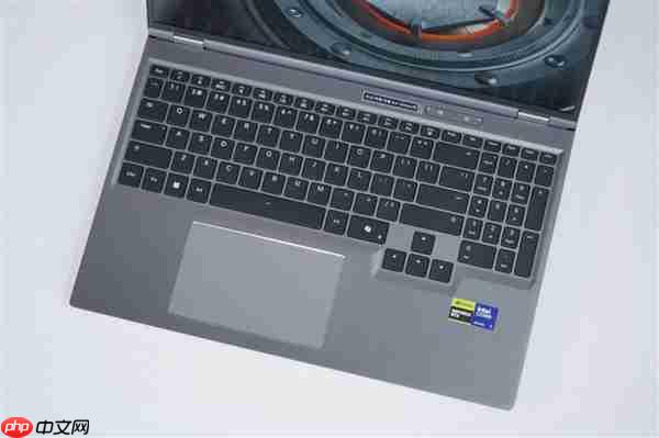 升级长江存储PC450固态硬盘 机械革命耀世16 Ultra图赏