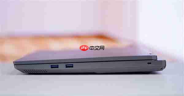 升级长江存储PC450固态硬盘 机械革命耀世16 Ultra图赏