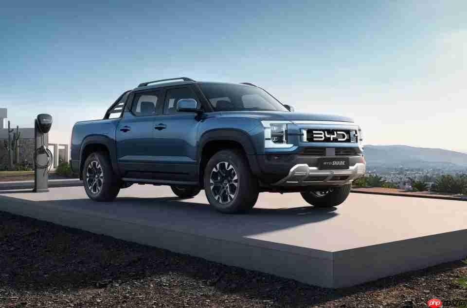 特斯拉惨遭“滑铁卢”!入门版Cybertruck停产,只活了五个月!