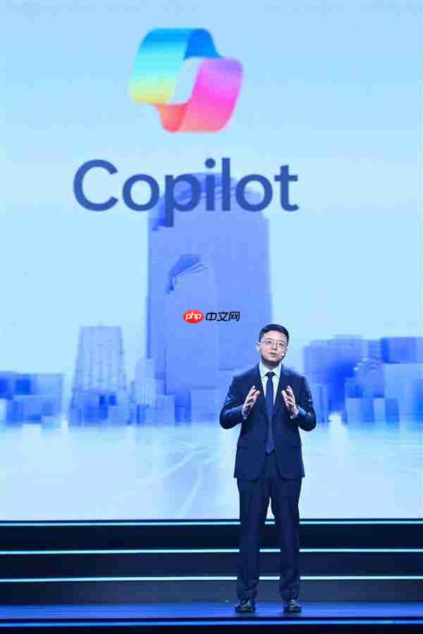 微软全球资深副总裁张祺:未来公司要么大 要么小 中型公司将急剧收缩