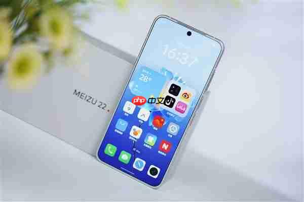 行业唯一四等边白面板！魅族22图赏