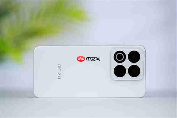 行业唯一四等边白面板！魅族22图赏