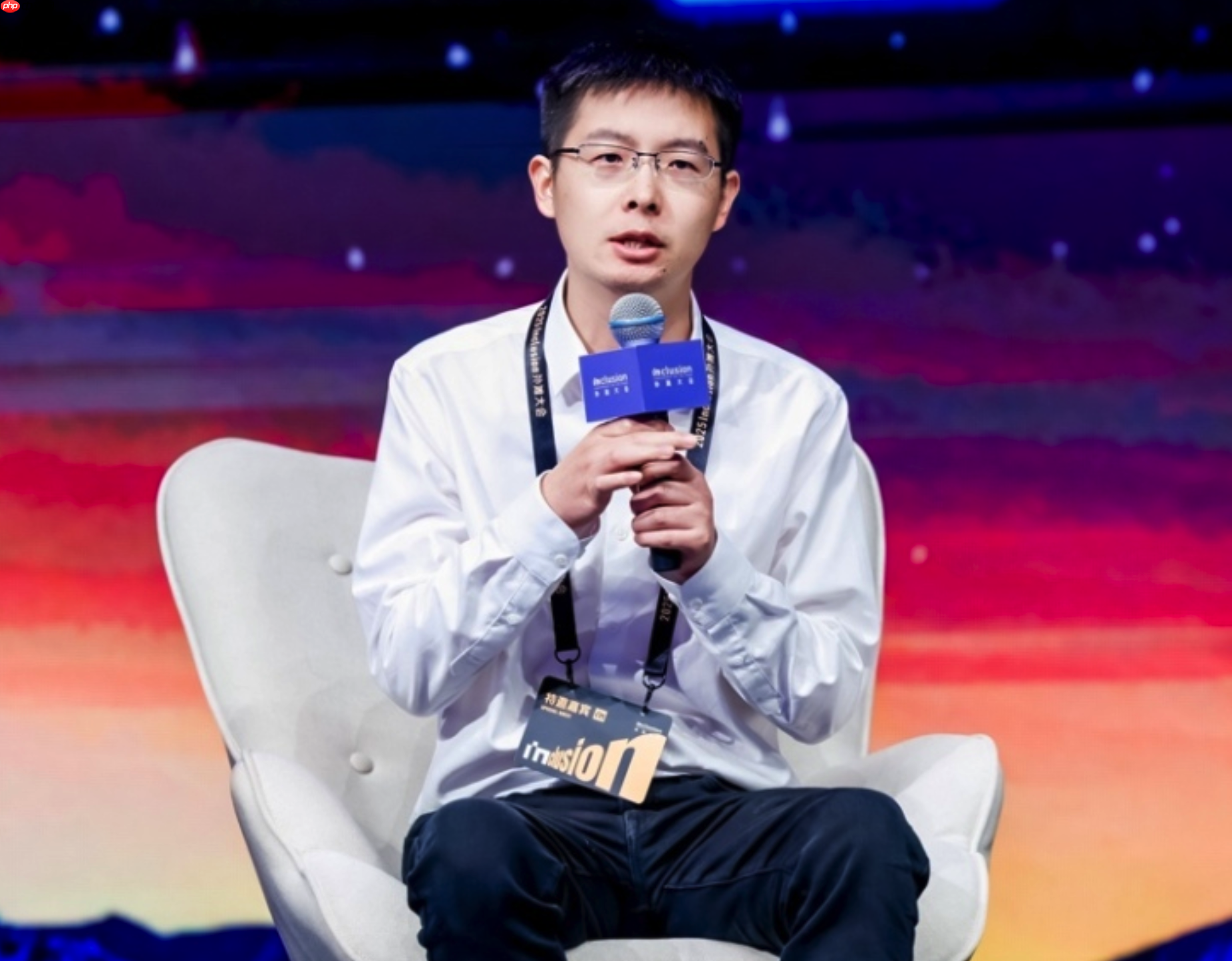 宇树科技创始人王兴兴:AI 时代,小组织的爆发力会越来越强