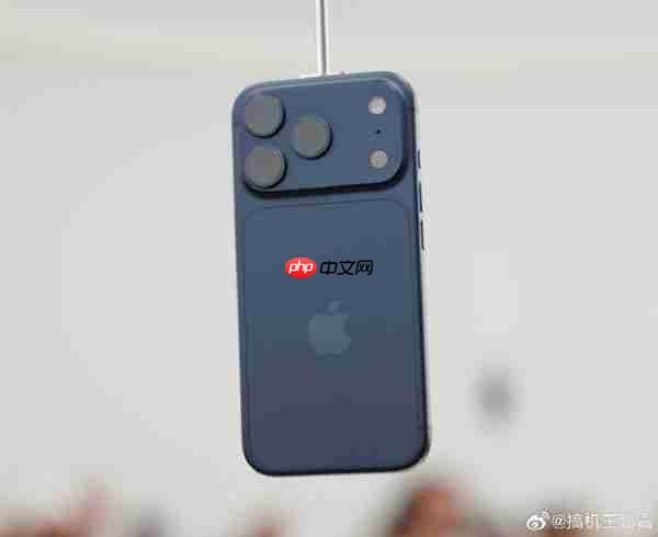 标准版才是“系列真神”！李楠锐评iPhone 17、17 Pro Max：苹果从鄙视到成为华为小米