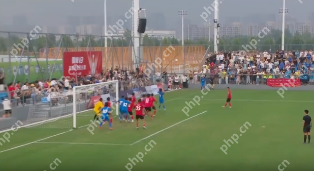 神乎其技！业余球员一场比赛两次角球直接破门 - php中文网