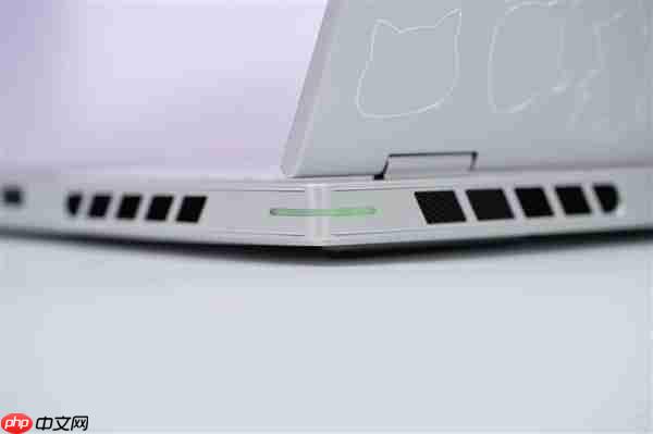 锐龙9 9850HX仅7999元！七彩虹MEOW橘宝R16 Ultra游戏本图赏