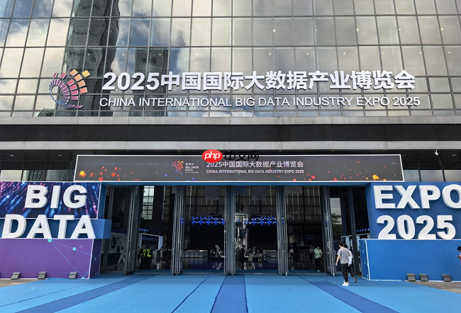 旗舰大屏平板电脑亮相数博会华为擎云 C9带来专业生产力新体验