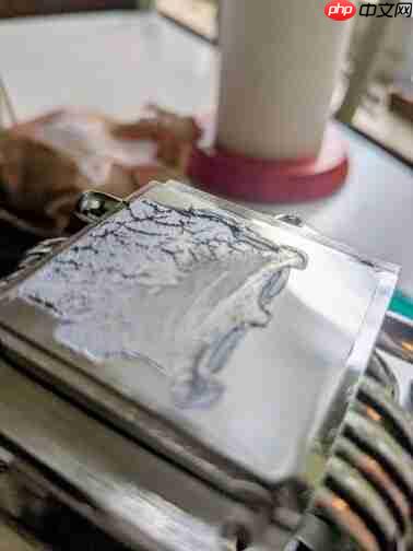 原因未知：两颗锐龙9 9950X运行GMP测试接连被烧！没有超频超压