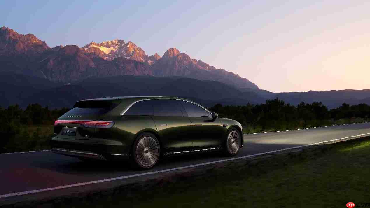 从CBD到露营地无缝切换!享界S9T预售价32.8万起