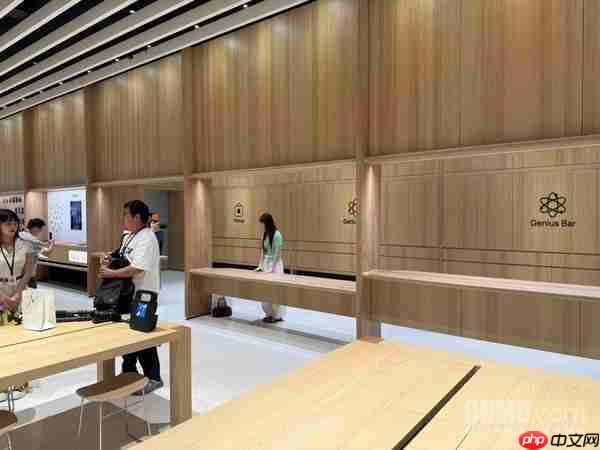 当科技拥抱自然 “木质”的Apple前海壹方城在深圳诞生