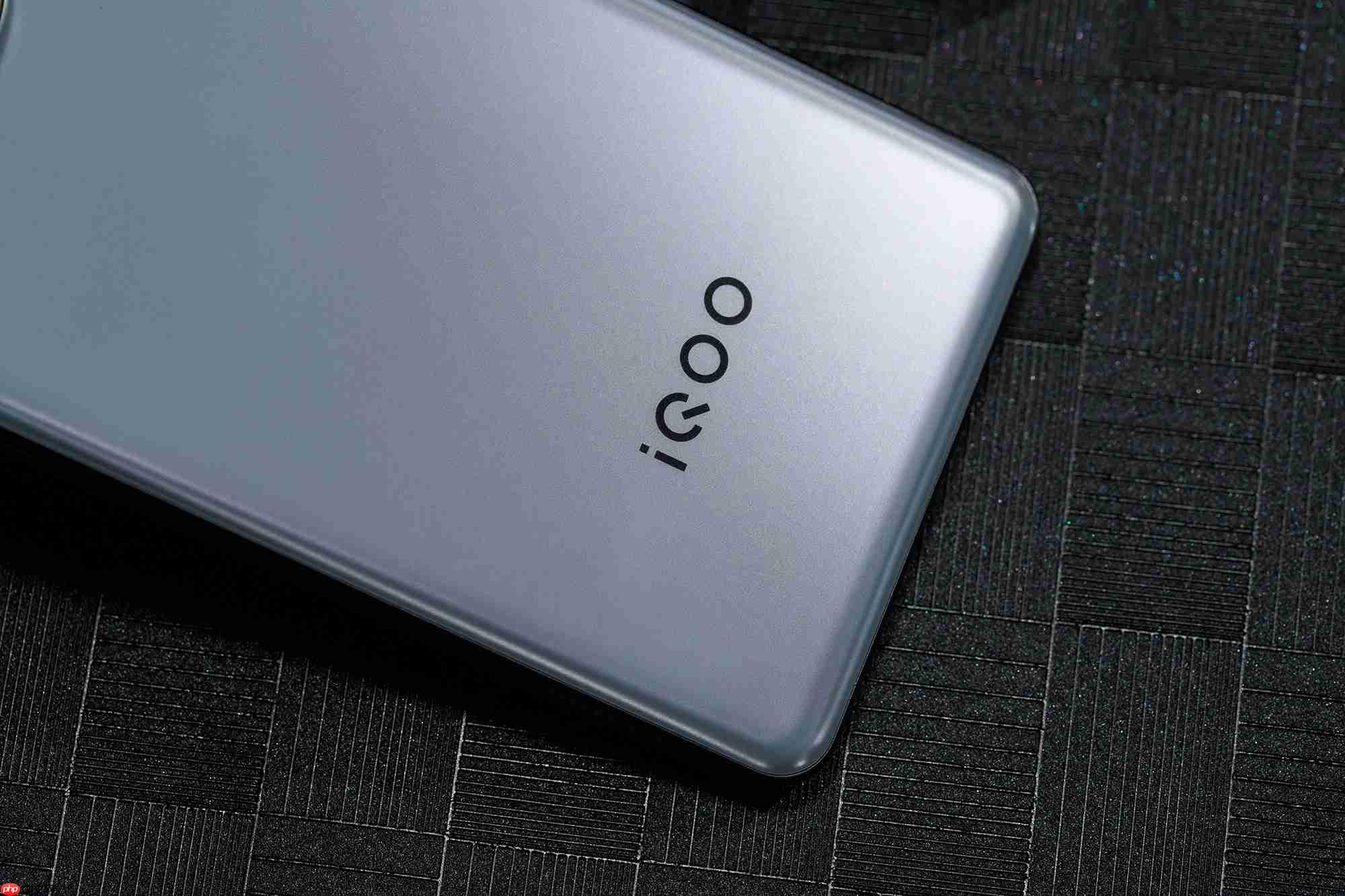 iQOO Z10 Turbo+发布!性能续航双王炸,超分超帧畅玩!