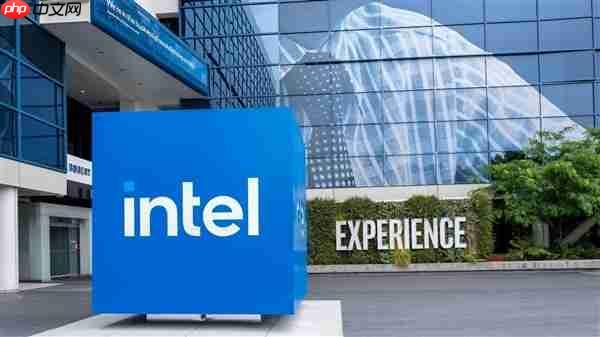 英特尔CEO:已跌出芯片行业前十 在AI领域落后英伟达太多