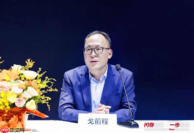 极简全闪数据中心“再进化”,华为赋予“闪存普惠”深层意义