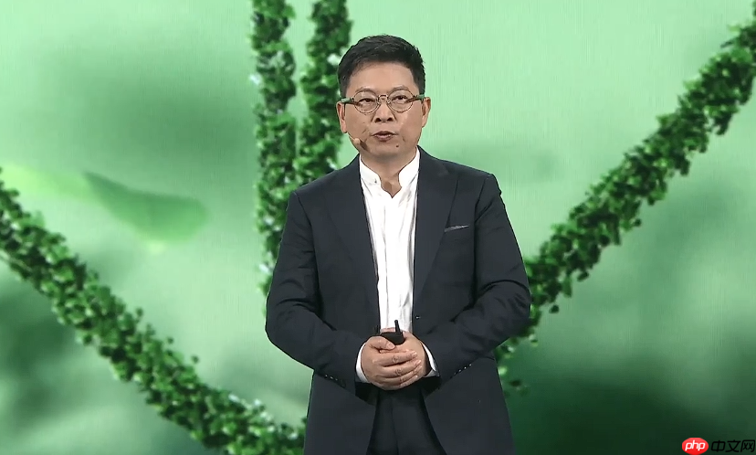 余承东张建勇发布享界新标,豪华模范生再破圈