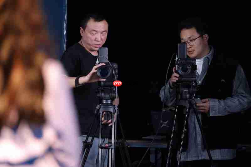 打造明星感直播，头部团播直播间深度部署佳直播解决方案