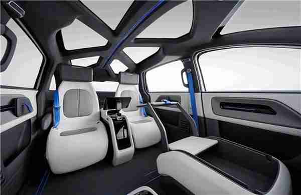 萝卜快跑无人出租车开跑 已于11城开放载人测试