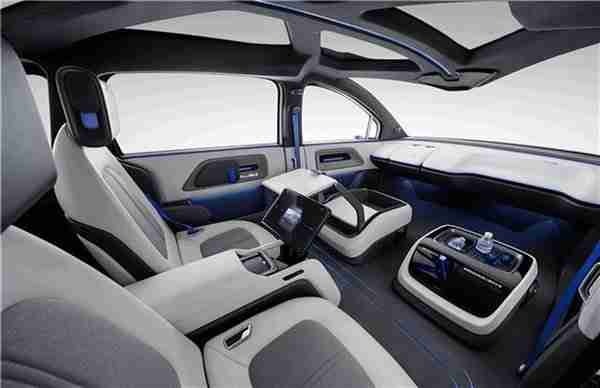 萝卜快跑无人出租车开跑 已于11城开放载人测试