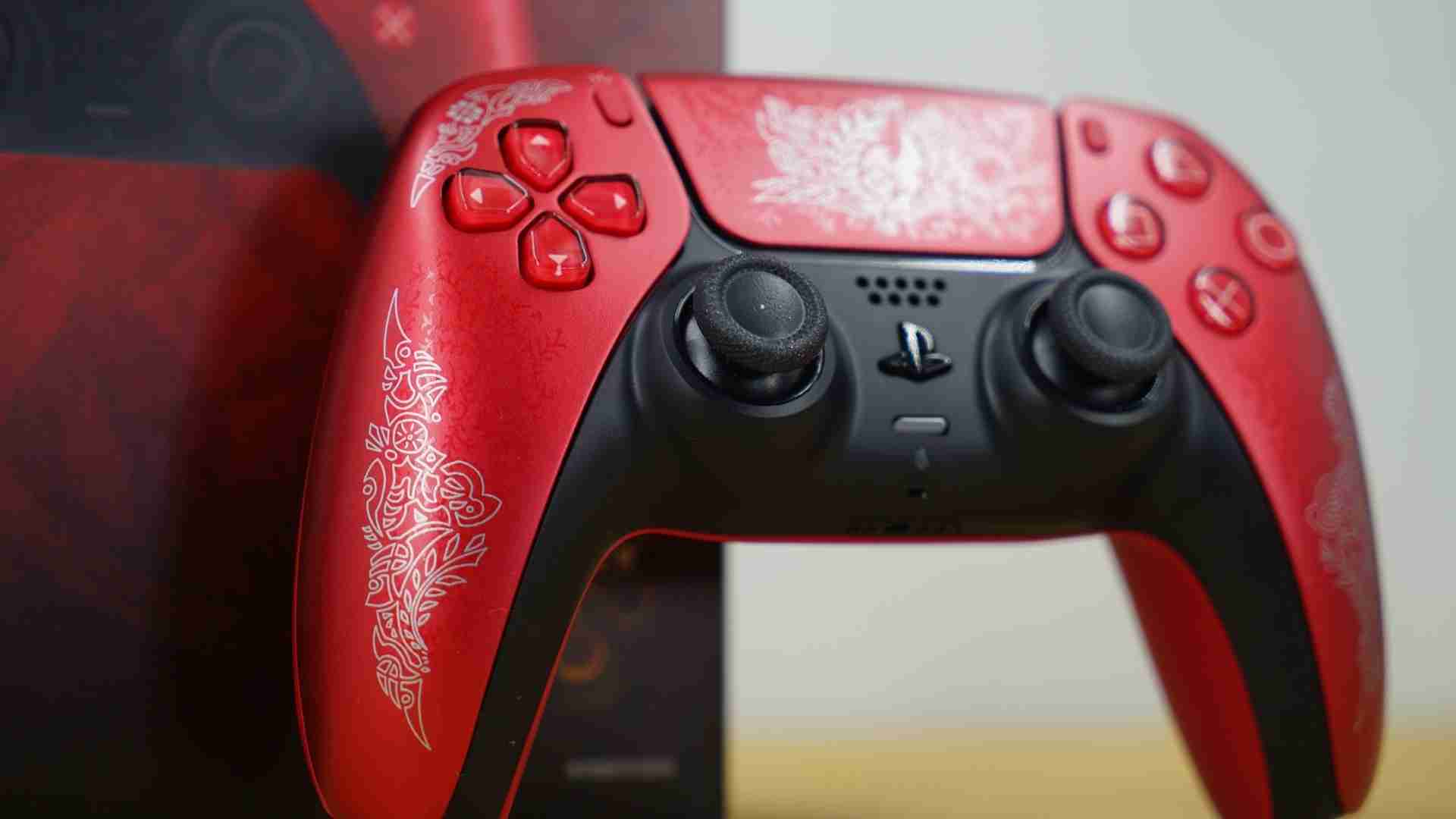 PlayStation《怪物猎人 荒野》联动限量PS5 DualSense手柄开箱图集