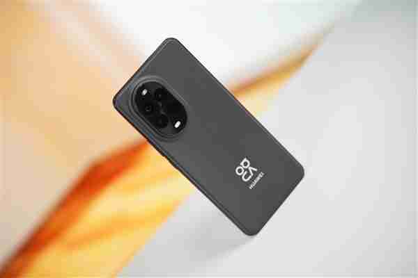 支持北斗卫星图片消息!华为nova 13 Pro图赏