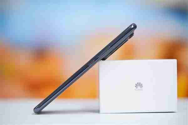 支持北斗卫星图片消息!华为nova 13 Pro图赏