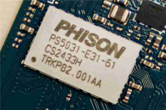 铠侠EXCERIA PLUS G4(VD10)PCIe5.0固态硬盘评测:超大缓存不掉速,控温效果奇佳的PCIe 5.0固态!