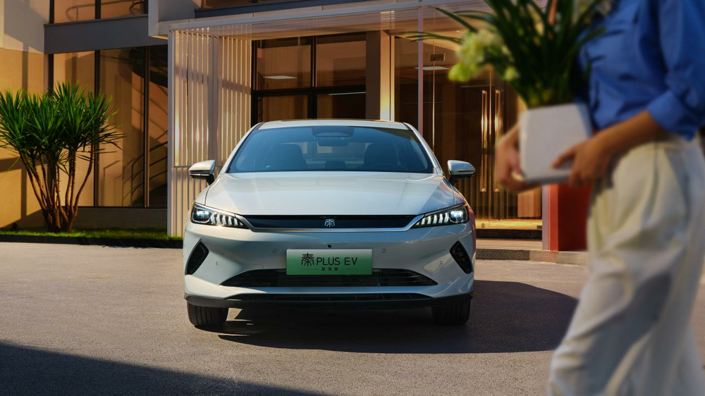 售价7.98万-12.98万元,高阶智驾+第五代DM技术,第二代秦PLUS智驾版上市