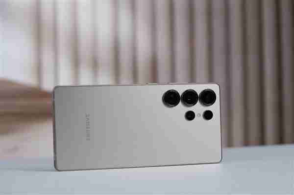 新一代万元机皇!三星Galaxy S25 Ultra图赏