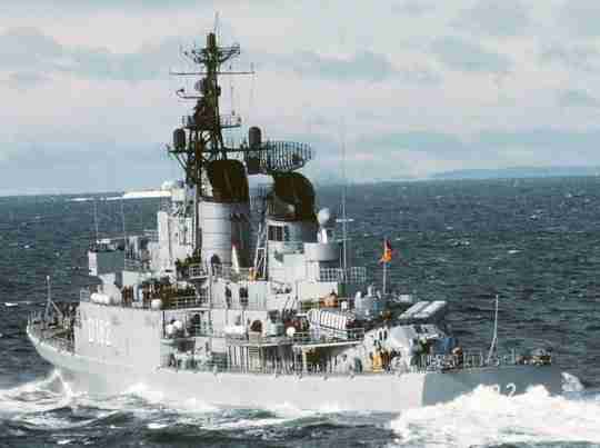 《战舰世界》从“鼻孔”掏出鱼雷的神船,德国战后的驱逐舰怎么有股谐味?