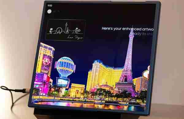 外形梦幻!三星CES大秀卷轴屏和折叠屏