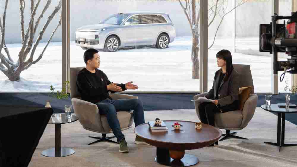 理想 CEO 李想称雷军做硬件的能力非常强:他不只是做车做好了,他的电视机、空调做得也非常好