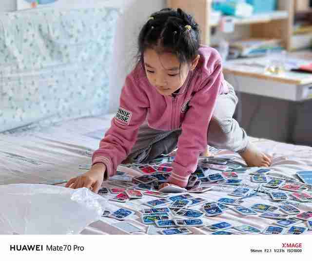 华为Mate 70 Pro拍照怎么样?红枫原色表现出色,96mm长焦彪悍