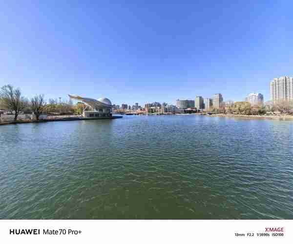 建议友商跟进！华为Mate 70 Pro+红枫影像实拍测试