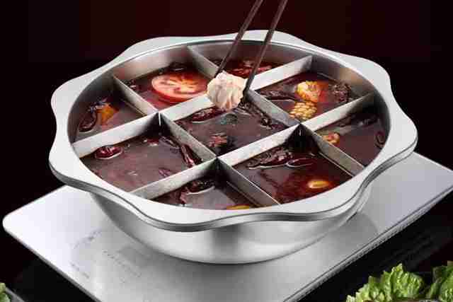 成都火锅是九宫格吗 成都火锅特点和口味介绍