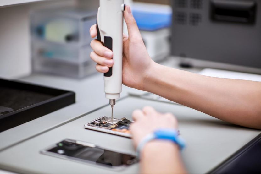 2025 年华为服务日活动全新升级:用温暖服务,延续品牌亲和力