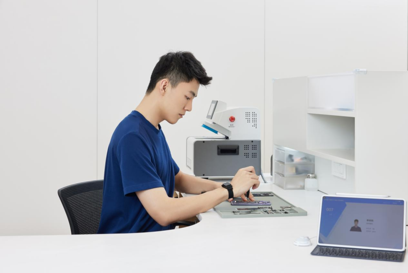 2025 年华为服务日活动全新升级:用温暖服务,延续品牌亲和力