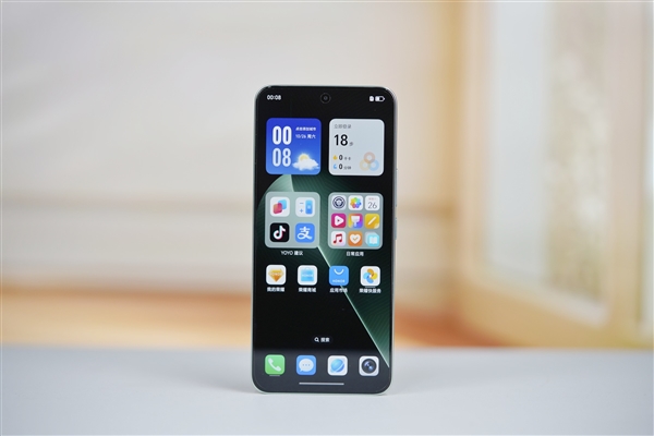 2000元档六边形战士!荣耀GT极光绿图赏