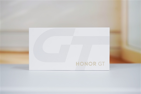 2000元档六边形战士!荣耀GT极光绿图赏