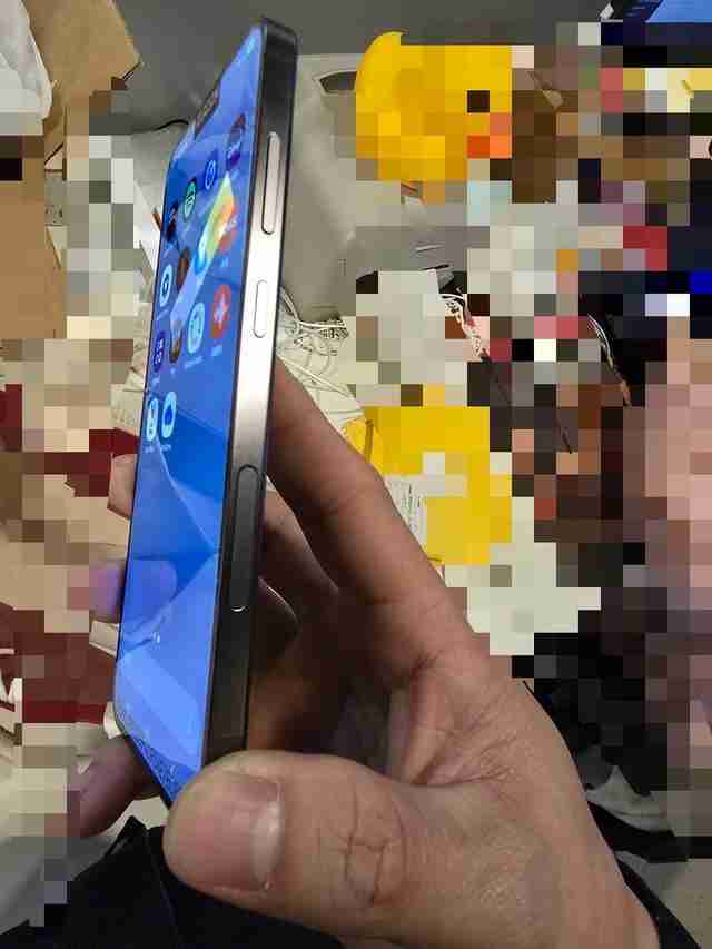 美版三星Galaxy S25+手机真机曝光:新增5G mmWave天线