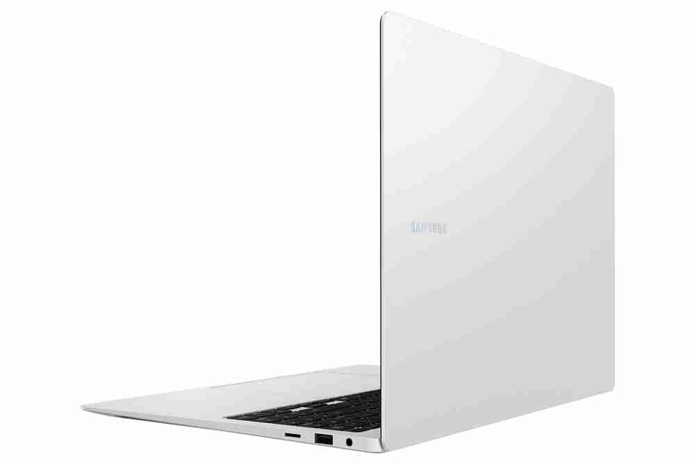 三星推出 Galaxy Book 5 Pro 笔记本电脑,搭载英特尔酷睿 200V 处理器