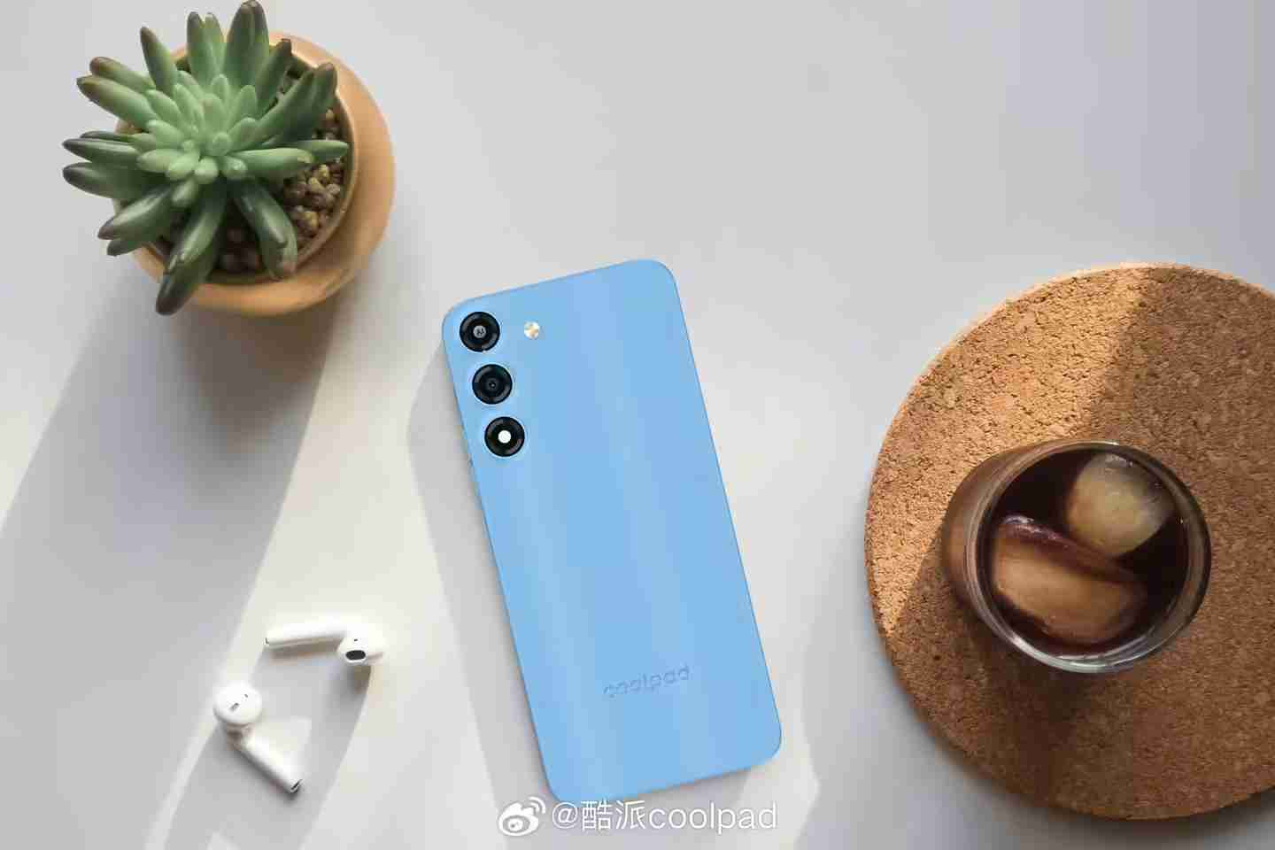 酷派推出Y77手机:3900毫安时电池、6G+128G存储规格