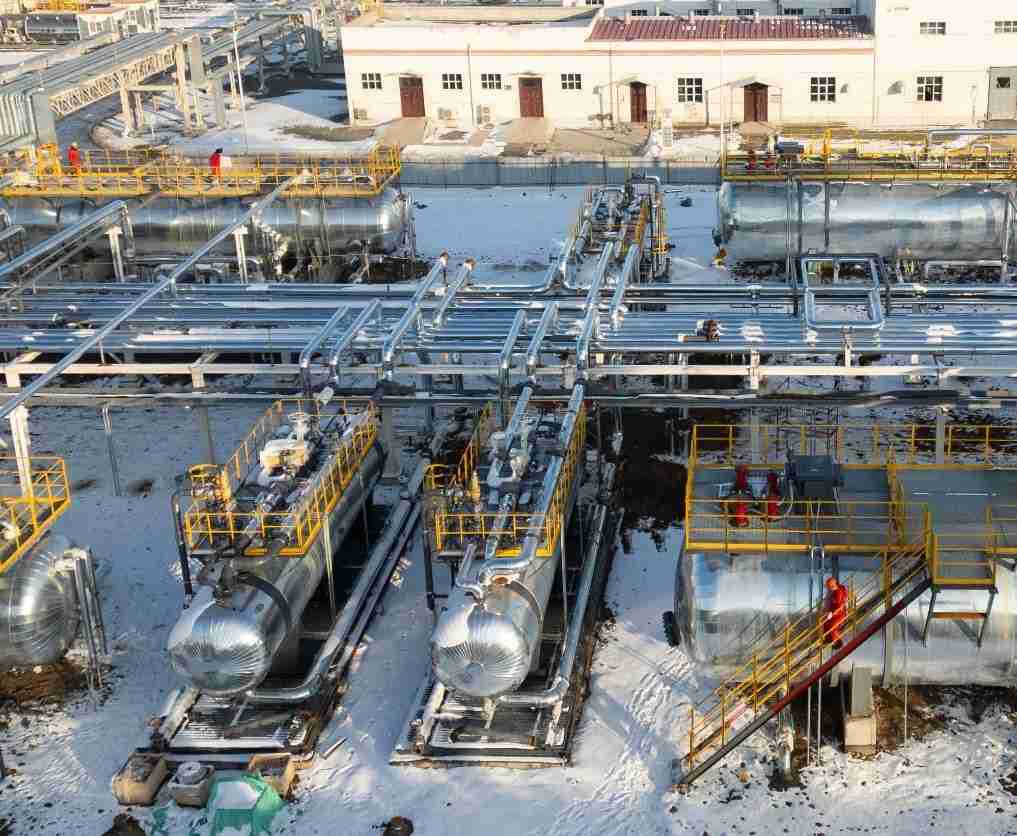 石头缝里年“榨”油超百万吨,我国首个国家级陆相页岩油示范区创造新纪录