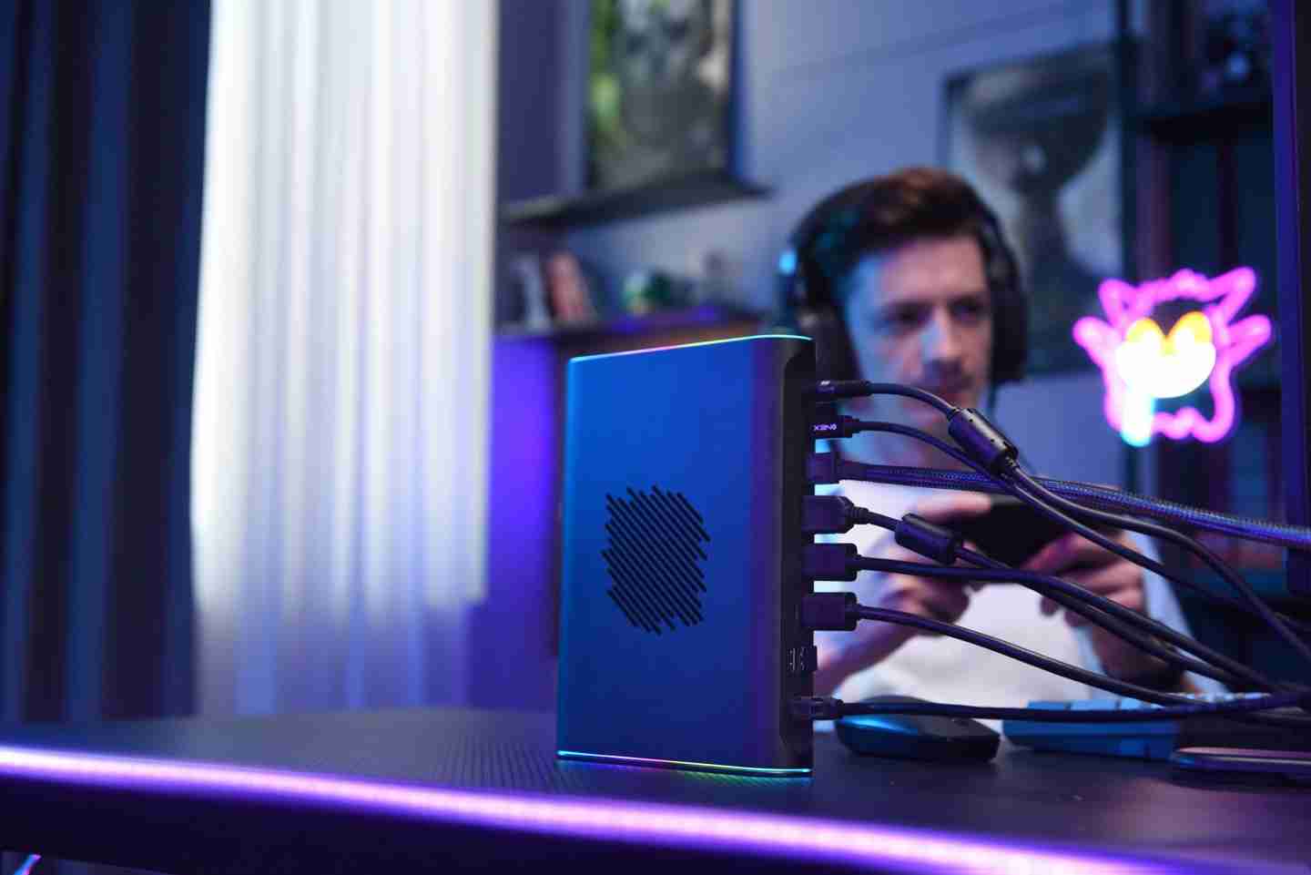 首发 AMD RX 7800M 外置显卡:壹号本 OneXGPU 2 号机国行开售,6199 元