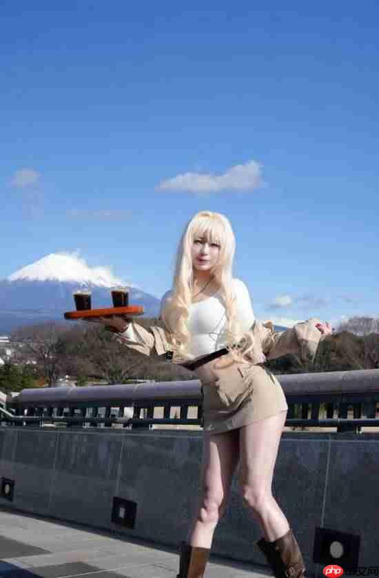 日本美女姐姐COS分享