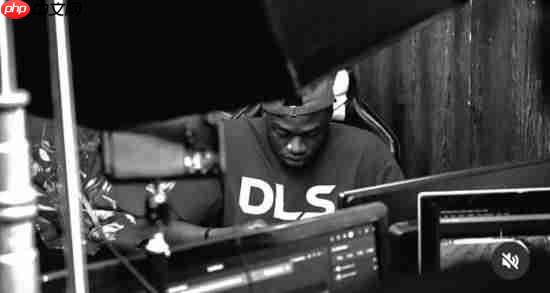 黑哥“不要命”！连玩手游100小时获吉尼斯纪录