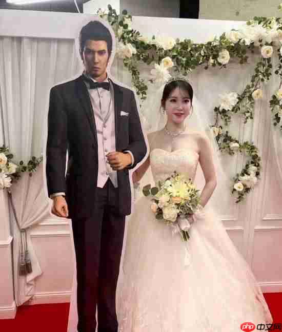 桐生一马“结婚了”?《如龙》女粉晒模拟婚礼照