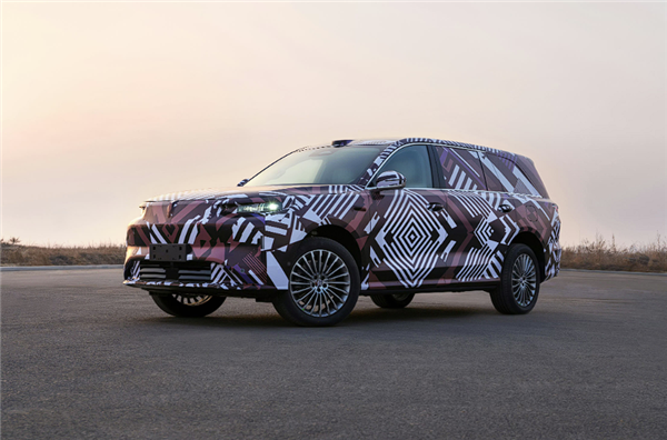 车长超5.3米的全尺寸 长城魏牌旗舰SUV谍照发布:转弯超灵活