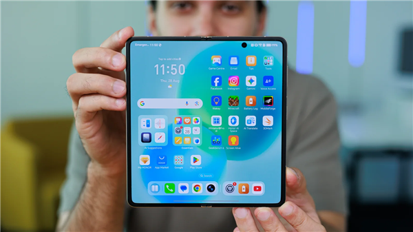 荣耀Magic V6官宣:全球首款骁龙8E5大折叠来了