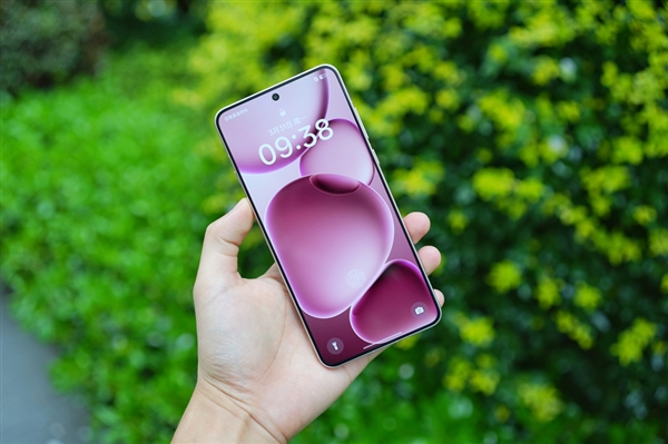 OPPO Find X9 Ultra三月登场：机圈最强望远镜来了